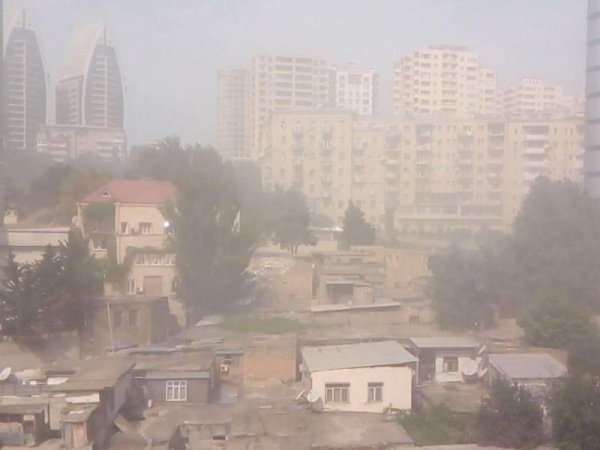 Bakını bürüyən toz-duman nə vaxta kimi davam edəcək?