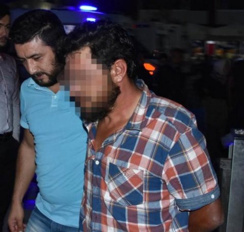 Avtobusda 42 yaşlı kişi 15 yaşlı qıza təcavüz etdi 