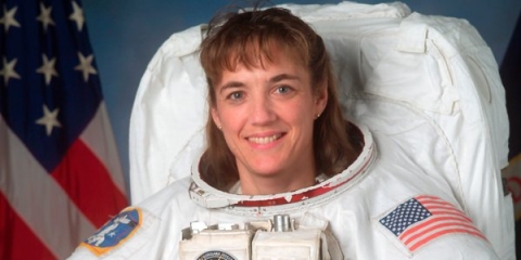 Amerikalı məşhur qadın astronavt KÜRDƏMİRƏ GƏLİR