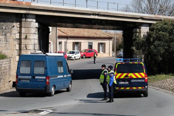 Fransada insanları girov götürən terrorçu öldürülüb