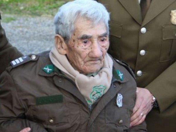 Dünyanın ən yaşlı kişisi çarpayıdan yıxılıb öldü