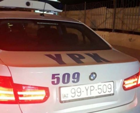 Yol polisi uşağın sürdüyü maşını qovdu: İdarəetmədən çıxan avtomobil hasara çırpıldı