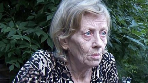 Rusiyada şok: yaşlı qadın ölmüş ərinin ətini yeyib - FOTOLAR