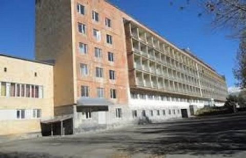 Ermənistanda bomba həyəcanı - Nazirliyin binası boşaldılır