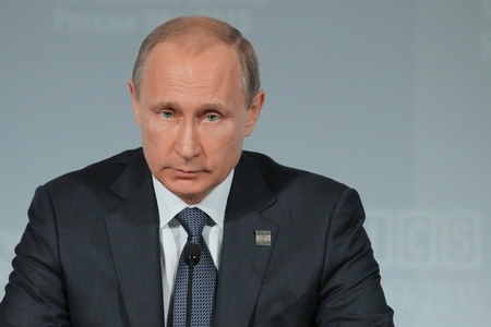 Vladimir Putin: "ABŞ prezidenti neftin qiymətinə görə məsuliyyət daşıyır"