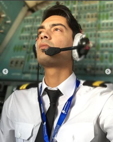 Azərbaycanlı model pilot oldu: “İlk uçuşum...” - FOTOLAR