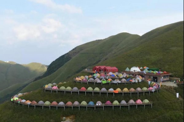 Çində qurulan çadırların sayı üzrə Ginnes rekordu yenilənib