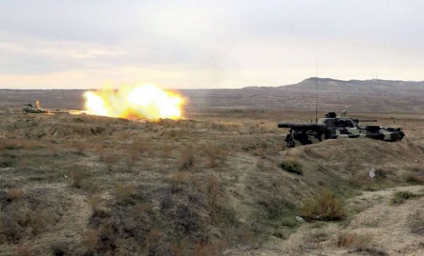 Naxçıvanda döyüş hazırlığı: Raketlərdən atəş açıldı — FOTO