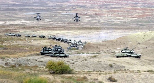Naxçıvanda döyüş hazırlığı: Raketlərdən atəş açıldı — FOTO