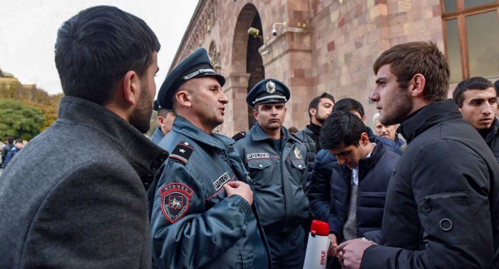 Ermənistanda Aprel döyüşlərinin iştirakçıları hökumətə qarşı