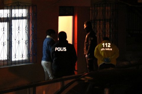 18 yaşlı qızın cəsədi tapıldı: Əmisi oğlu ilə evdə tək qalıbmış və... -ŞOK/ FOTOLAR