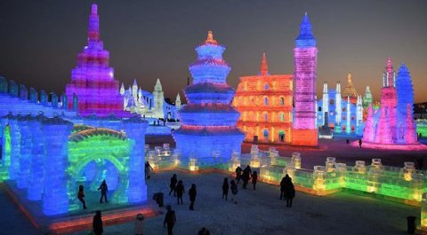 Çində buz şəhəri - FOTOLAR