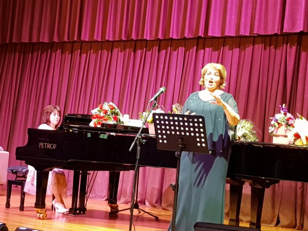 Əməkdar artist Zenfira İsmayılovanın solo konserti keçirilib
