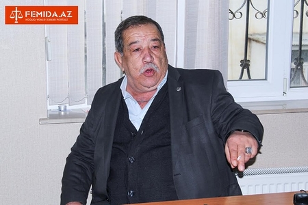Qazi baş redaktor ona qarşı cinayət işindən danışdı Qazi baş redaktor ona qarşı cinayət işindən danışdı