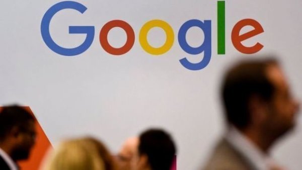Qlobal kampaniya: Minlərlə insan “Google”a qarşı