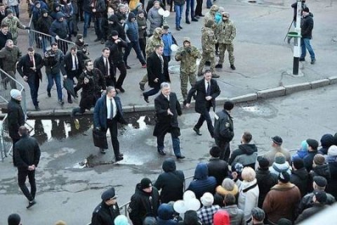 Ukraynada qiyam başladı - Odessa qubernatoru prezidentə tabe olmur...