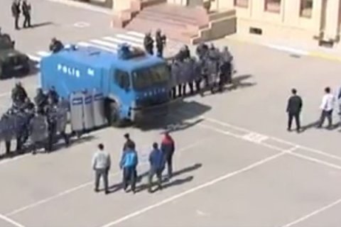Azərbaycan polisinin məşqindən maraqlı görüntülər - VİDEO