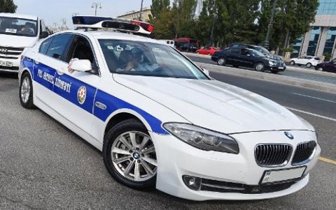  Azərbaycanda yol polisi ilə bağlı video yayan sürücü barədə cinayət işi başlandı