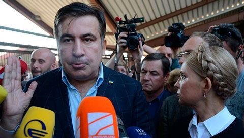 Saakaşvili Gürcüstana qayıdır 