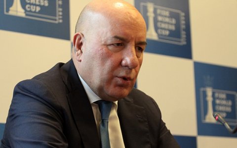 Azərbaycanda bank böhranı yenidən başlayır- Problemli kredit bataqlığı