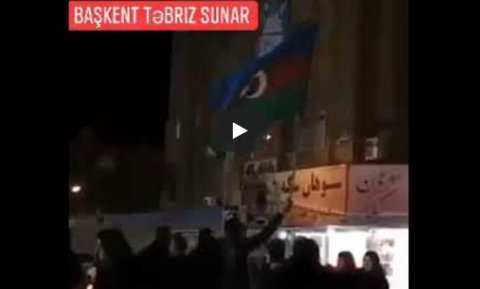 İranda yeni mərhələ: Təbrizdə Azərbaycan bayrağı qaldırıldı -VİDEO