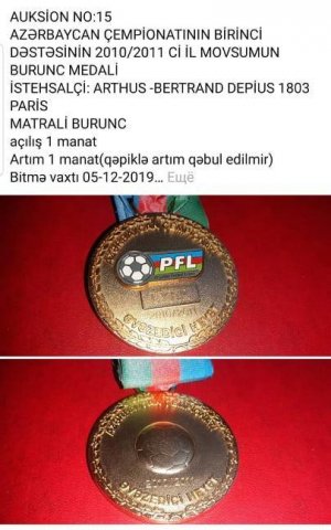Azərbaycanlı futbolçu medalını satışa çıxardı - ŞƏKİL