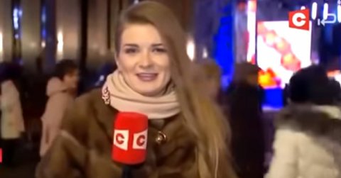 Jurnalist qız canlı efirə sərxoş çıxdı - Video