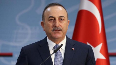 Mövlud Çavuşoğlu Ceyhun Bayramovu Türkiyəyə səfərə dəvət etdi
