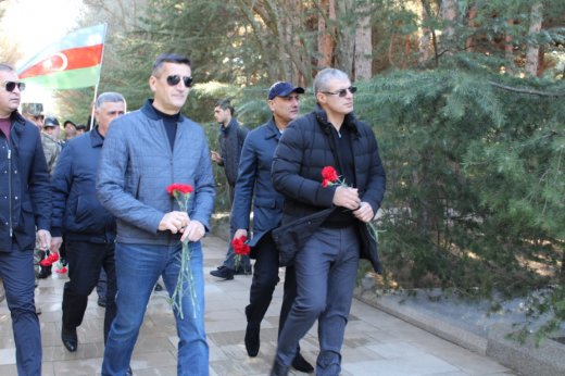 “Azman holdinq”in Bayraq Günü sevinci- Şəkillər