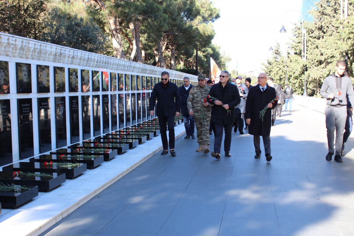 “Azman holdinq”in Bayraq Günü sevinci- Şəkillər