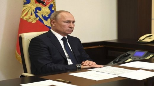 Putin tanınmış aktyoru Rusiya vətəndaşlığına qəbul etdi