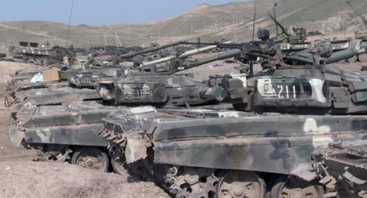 Qarabağda tanklarının böyük qismini itirən Ermənistan köhnə T-55 tanklarını təlimə çıxardı - ŞƏKİL