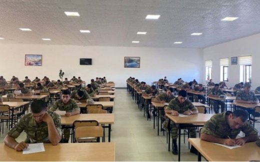 Azərbaycan Ordusunda anonim sorğular keçirilir - Şəkil