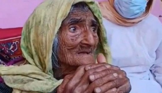Hindistanda peyvəndləmə zamanı dünyanın ən yaşlı insanı üzə çıxdı