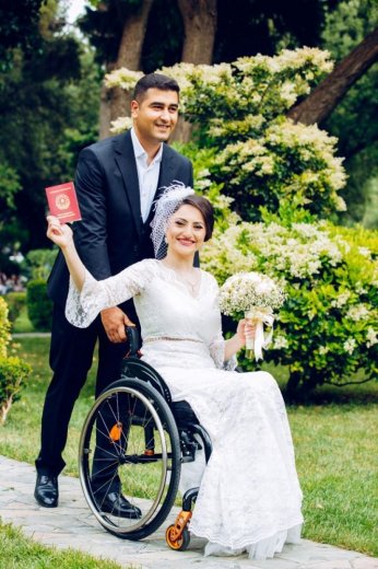 Paralimpiyaçımız Vətən Müharibəsi iştirakçısıyla evləndi - ŞƏKİL