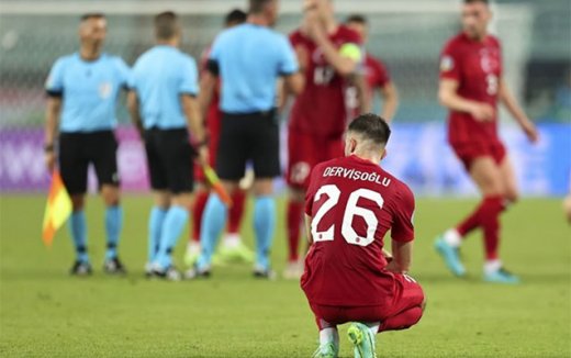 Türkiyəli futbolçular Bakıda əlbəyaxa dalaşıb Türkiyəli futbolçular Bakıda əlbəyaxa dalaşıb