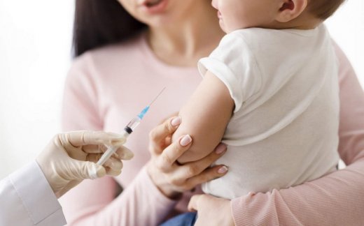 Uşaqlara vaksin vurulması məsələsi müzakirə edilir - TƏBİB