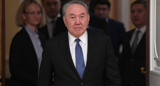 Qazaxıstanda Nazarbayevə abidə ucaldıldı