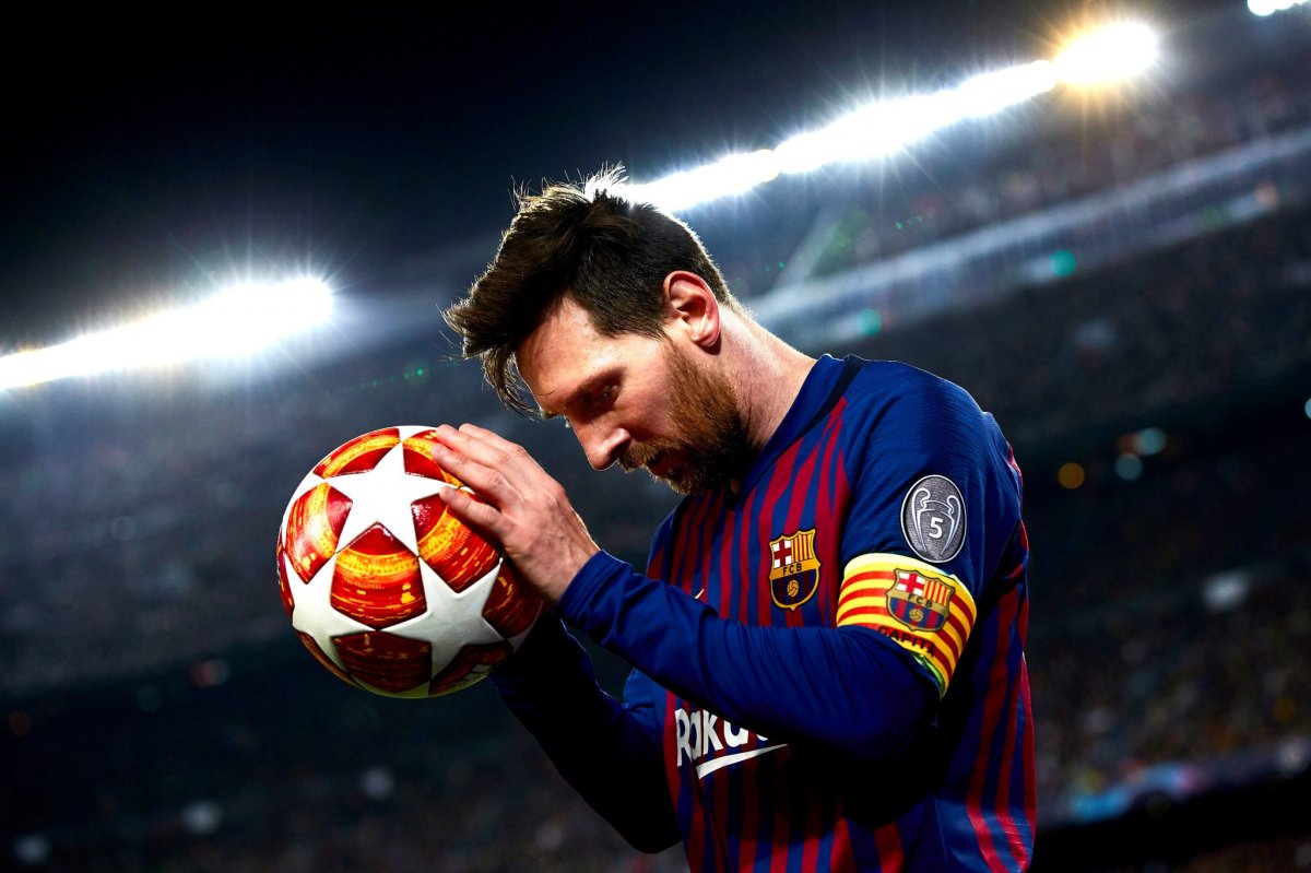 Lionel Messi "Barselona" ilə vidalaşdı - RƏSMİ