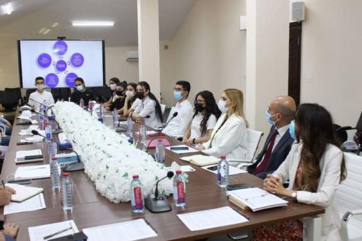 Medianın İnkişafı Agentliyində könüllülərlə görüş keçirilib - ŞƏKİLLƏR Medianın İnkişafı Agentliyində könüllülərlə görüş keçirilib - ŞƏKİLLƏR
