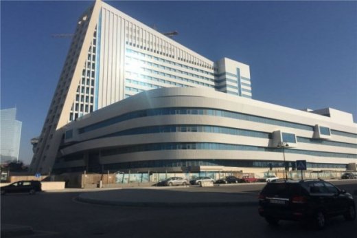 “Yeni Klinika”nın direktoru: “Araşdırın, görün ipotekada olan evdən və bir maşından başqa nəyim var?..” “Yeni Klinika”nın direktoru: “Araşdırın, görün ipotekada olan evdən və bir maşından başqa nəyim var?..”