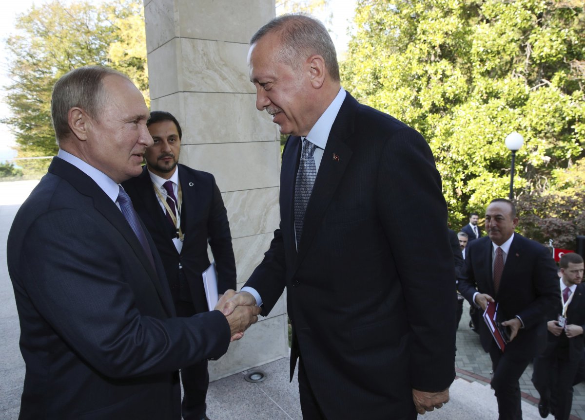 Ərdoğan Ankaraya qayıtdı, Putin onu dərhal Kremlə çağırdı – Kritik gəlişmə